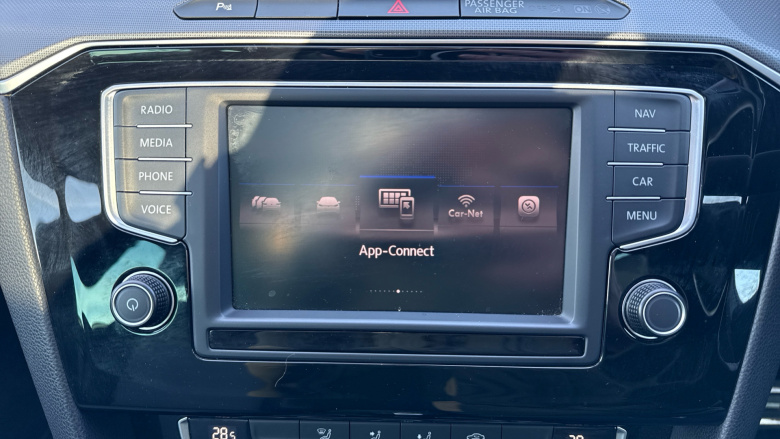 Volkswagen Passat 2.0 TDI R-Line 5dr DSG [Panoramic Roof] Diesel Estate